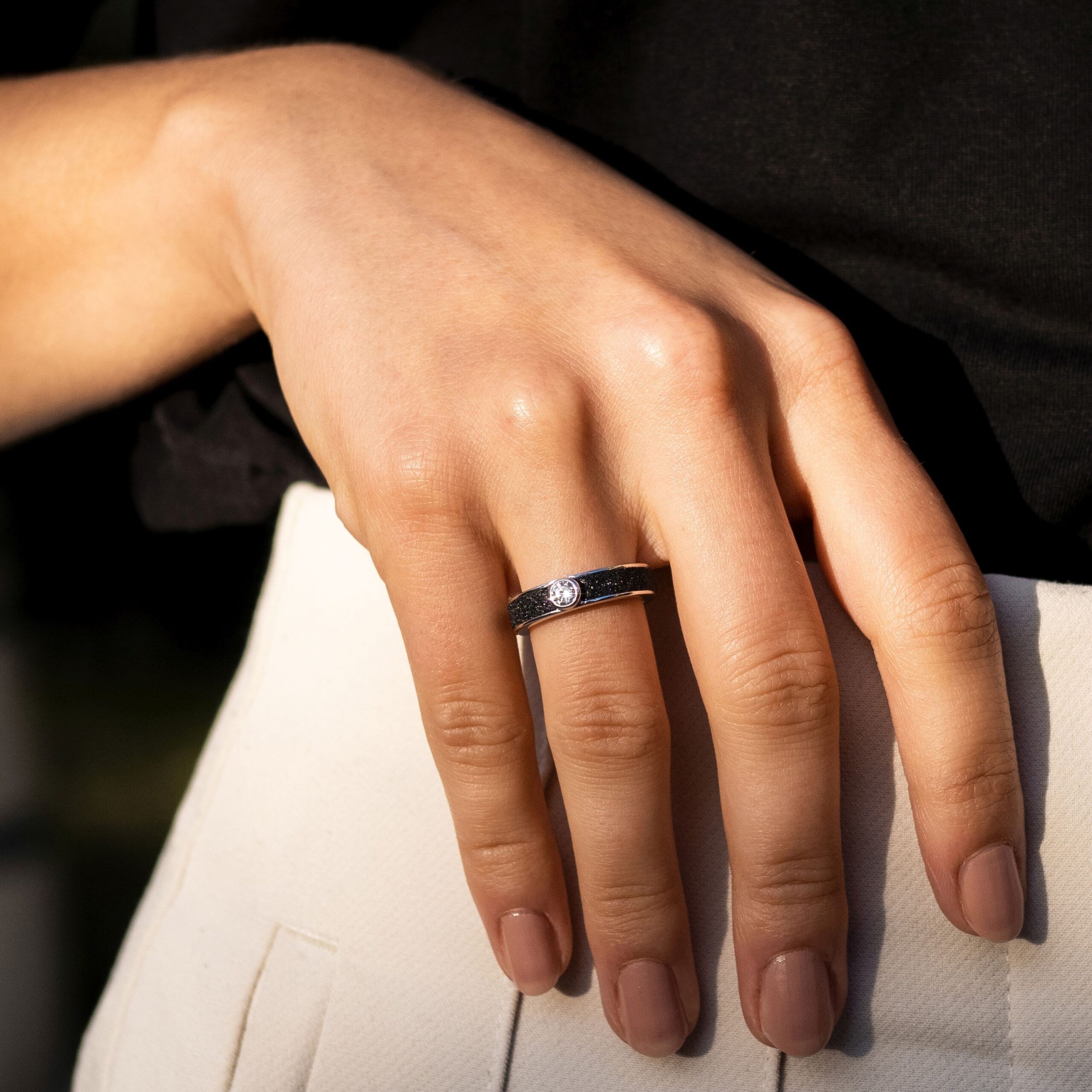 DUR Schmuck Ring VENUS Lavasand, Zirkonia, Silber 925/- rhodiniert (R5618) – Bild 2